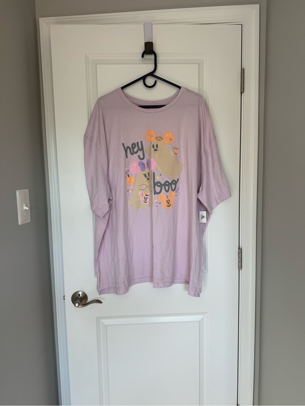 Disney Parks Women's "Hey Boo" Halloween Cute Ghosts T-Shirt (Size: 2X)